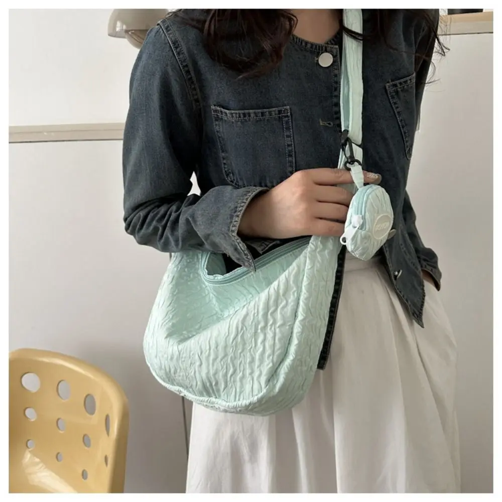 Nylon Crossbody Bag Ruched Design Satchel Bag Shoulder Bag Pleated Cloud Bag Korean Style Bag for Girl Women