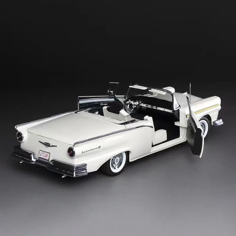 Diecast 1/18 Scale 1957 Ford Fairlane Alloy Car Model Adult Fans Collection Souvenir Gifts 1346#