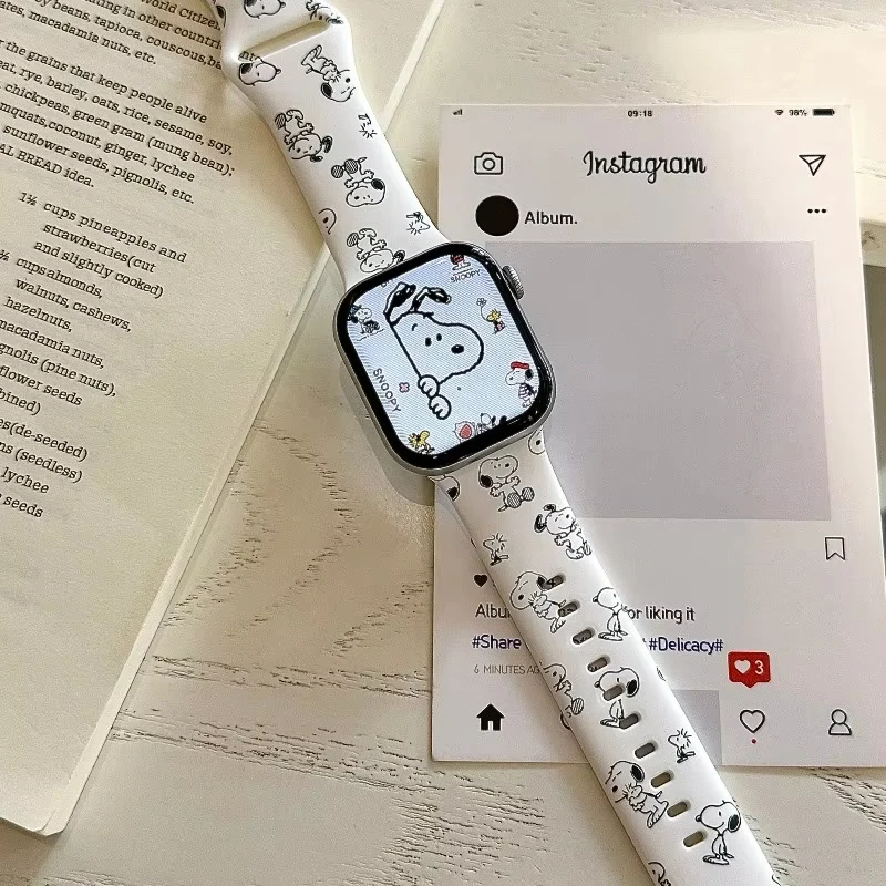 Cartoon Snoopy Watchband Apple 38Mm 40Mm 41Mm 42Mm 45Mm 49Mm Cartoon Fashion Silicone Printed Watch Strap Girls Birthday Gift view 6