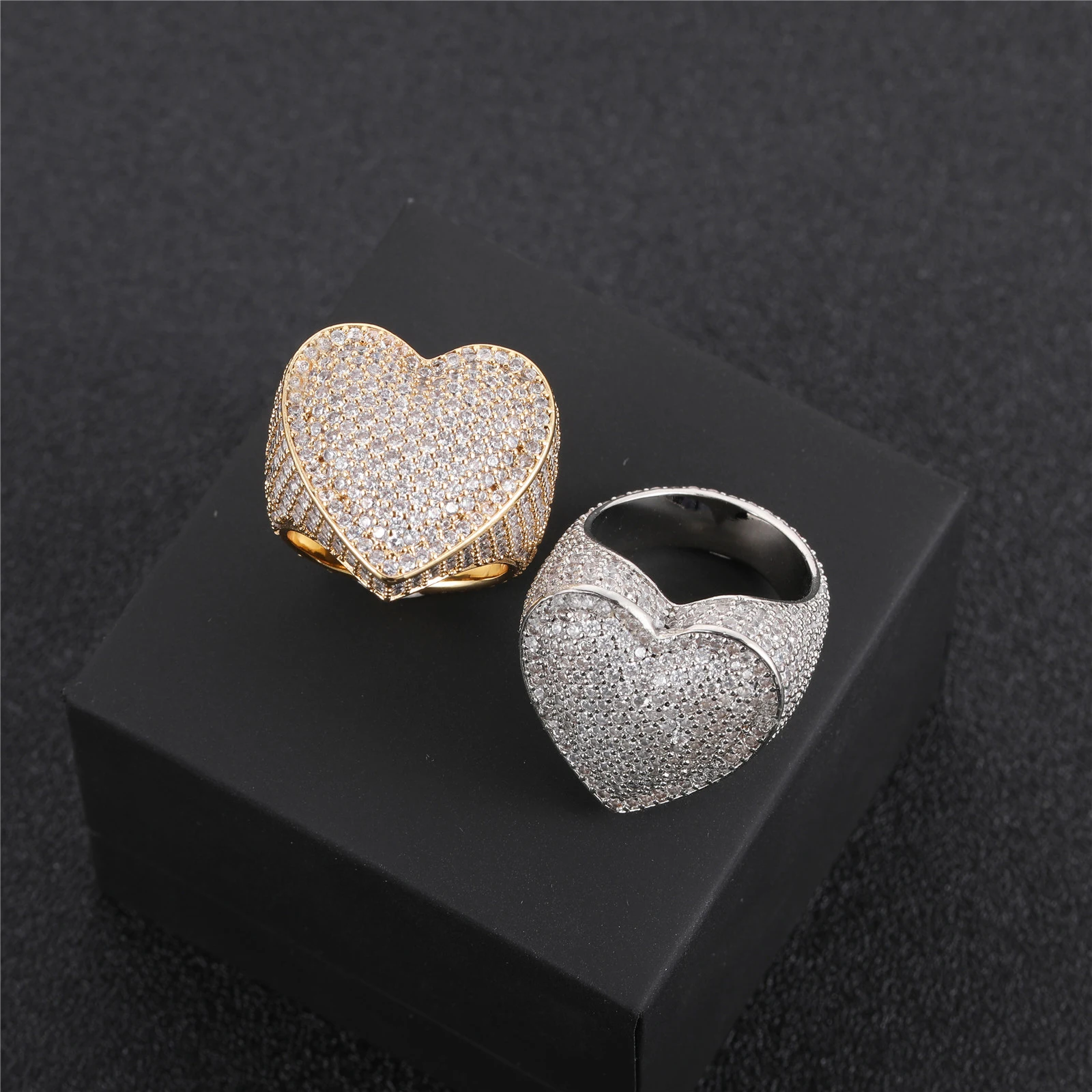 DE Cute Dazzling Stylish Fine Jewelry Luxury Chic Fashion 925 Sterling Silver D Color Moissanite Heart Ring