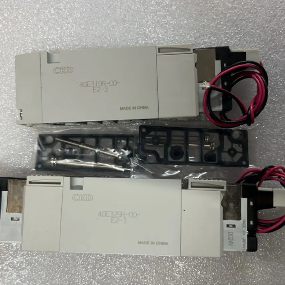 

Электромагнитный клапан CKD 4GE319R-00-E2-3/4GE329R-00-E2-3 новый оригинал