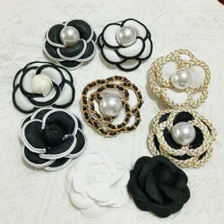 Luxury Brooch Big Brand Camellia Brooch Luxury Corsage Personalized Luxury Designer Clothing Women