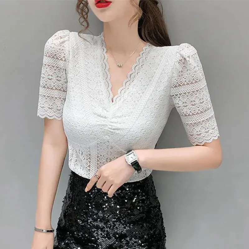 Women\'s Hollow Out V-Neck Short Sleeve Shirts, Slim Tops, Solid Color, Simplicity Lace, All-match Clothes, Summer Fashion