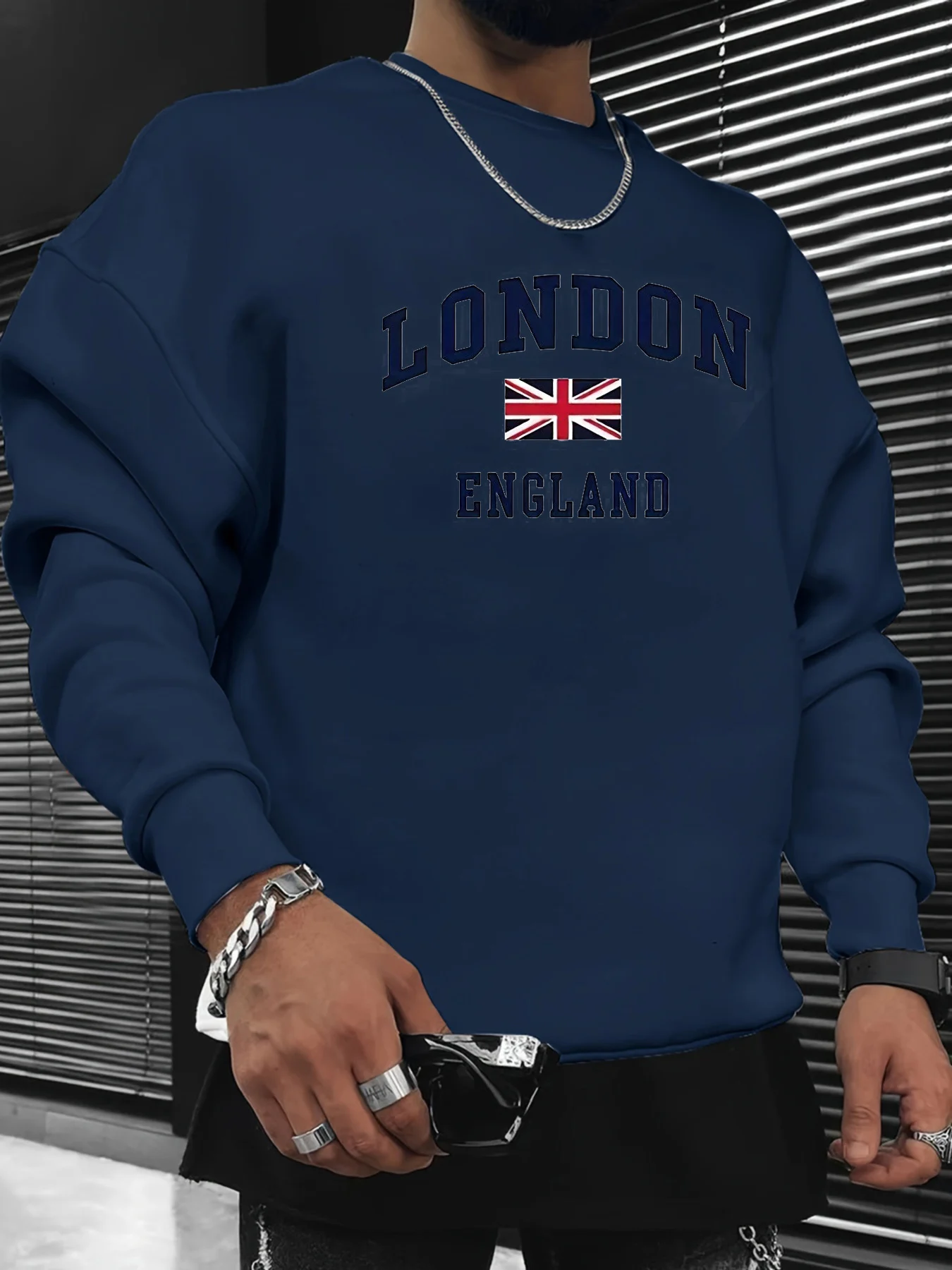 Men's autumn and winter fashionable casual loose London England graphic printed long sleeved round neck sweatshirt