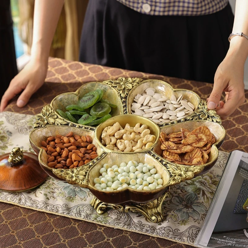 

New Year's rotating dried fruit plate European American retro living room coffee table set snack box new Chinese candy plate