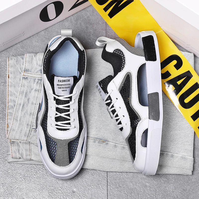 2024 Summer New Simplicity Hollow Out Men Shoes Mesh Cloth Flat Thick Bottom Hollow Sports Sandals Anti-slip Wear Sneakers 