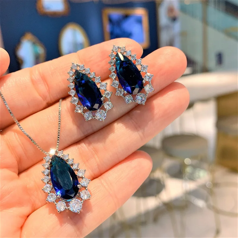 

Fashionable and elegant faux sapphire blue large teardrop jewelry set with main stone earrings8*16Pendant Main Stone15*25