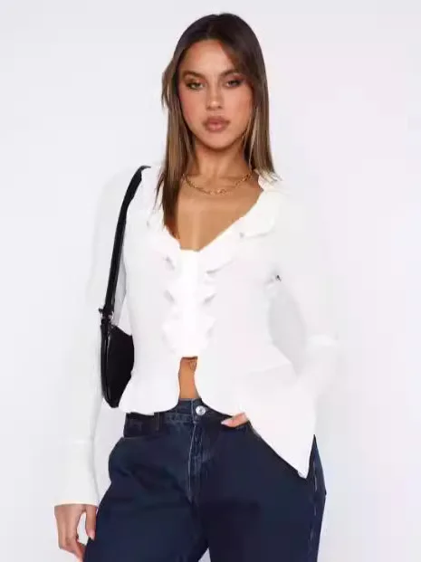 Damska koszula zapinana na guziki z dekoltem w serek, rozkloszowany rękaw, codzienna, długa koszula, letnia kolekcja, modna, wysokiej jakości koszula damska.