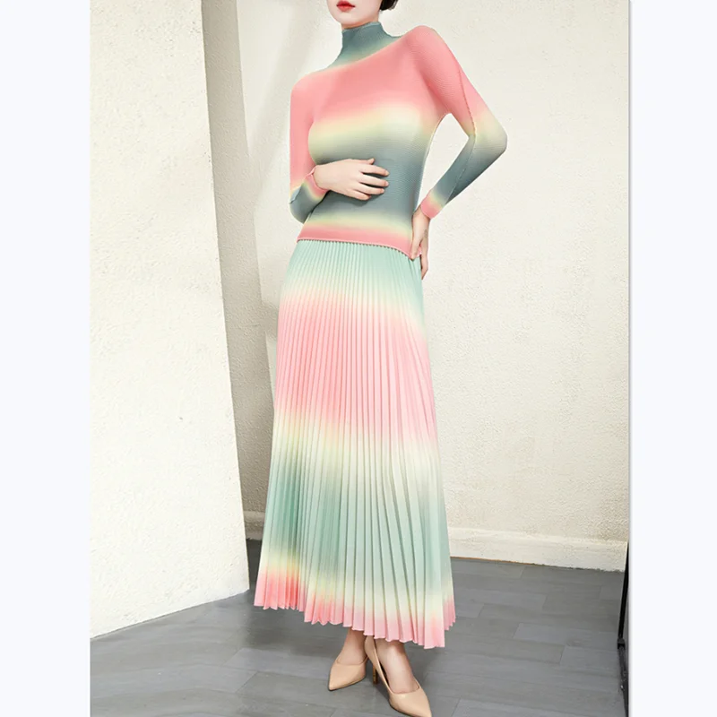 

Skirt Sets Miyake Pleated Women Spring Autumn New Fashion Gradient Colour Turtleneck Long Sleeve Slimming Top + Long Skirt