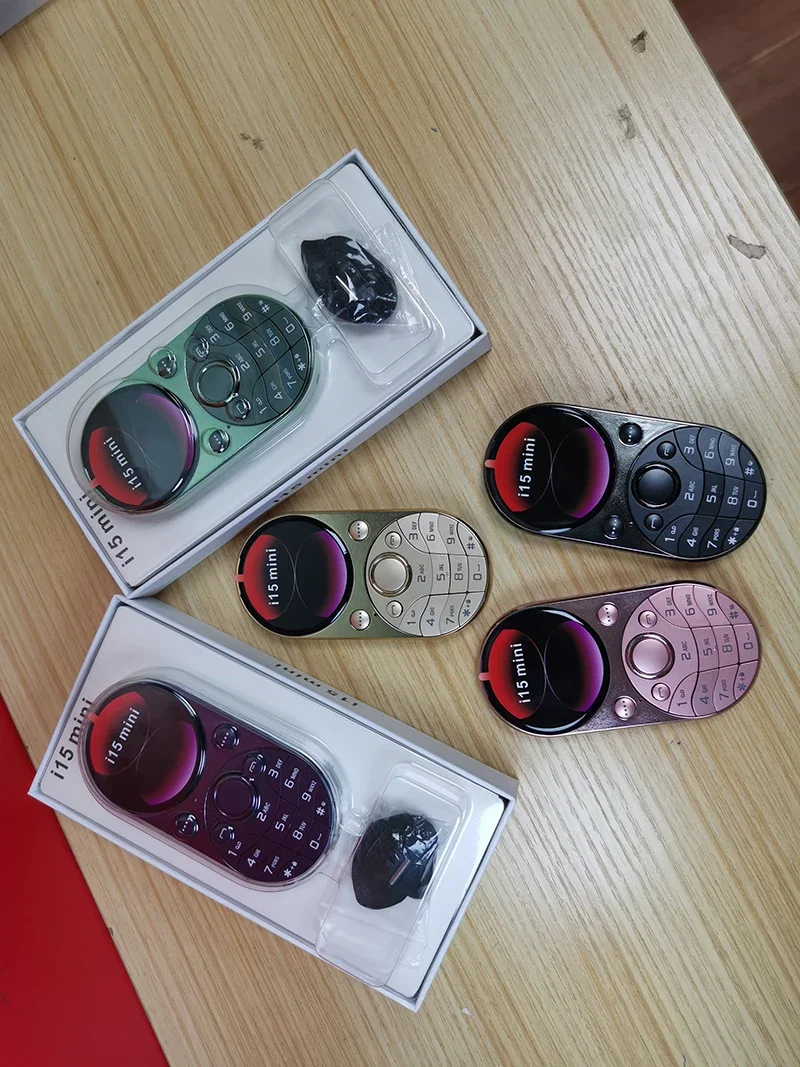 New Fashion design i15 mini round screen dual sim keypad 32mb+32mb multi-language button mobile feature phone