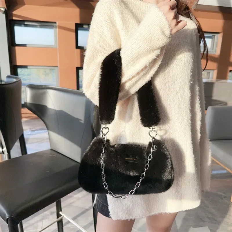 Fashion Solid Color Fake Fur Women\'s Shoulder Bag Sweet Luxury Plush Ladies Armpit Bags Simple New Chain Female Handbag Purse