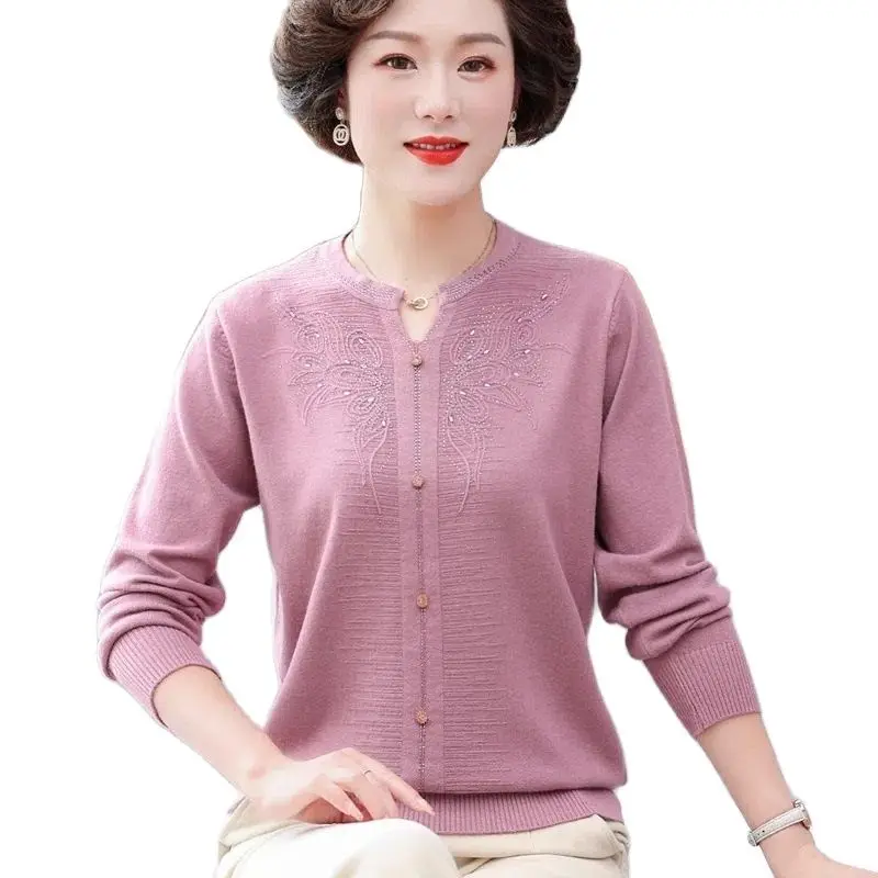 2022 New Middle-aged Mother Knitting Sweaters Autumn O-Neck Embroidered Pullovers Sweater Women Elegant Knitted Jumper Mujer Top