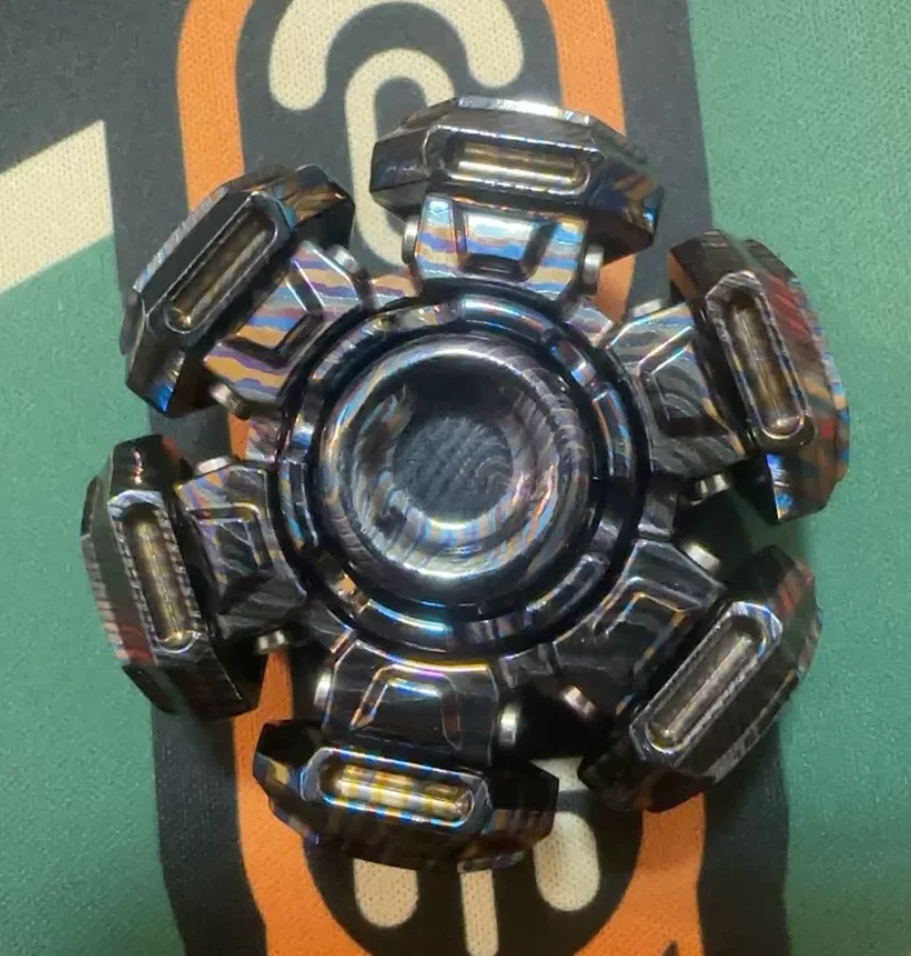 Used EDC T-MAX Zircuti Ancient Iron Stress Relief Toy Haptic Spinner Fingertip Gyroscope Decompression Toys For Adult