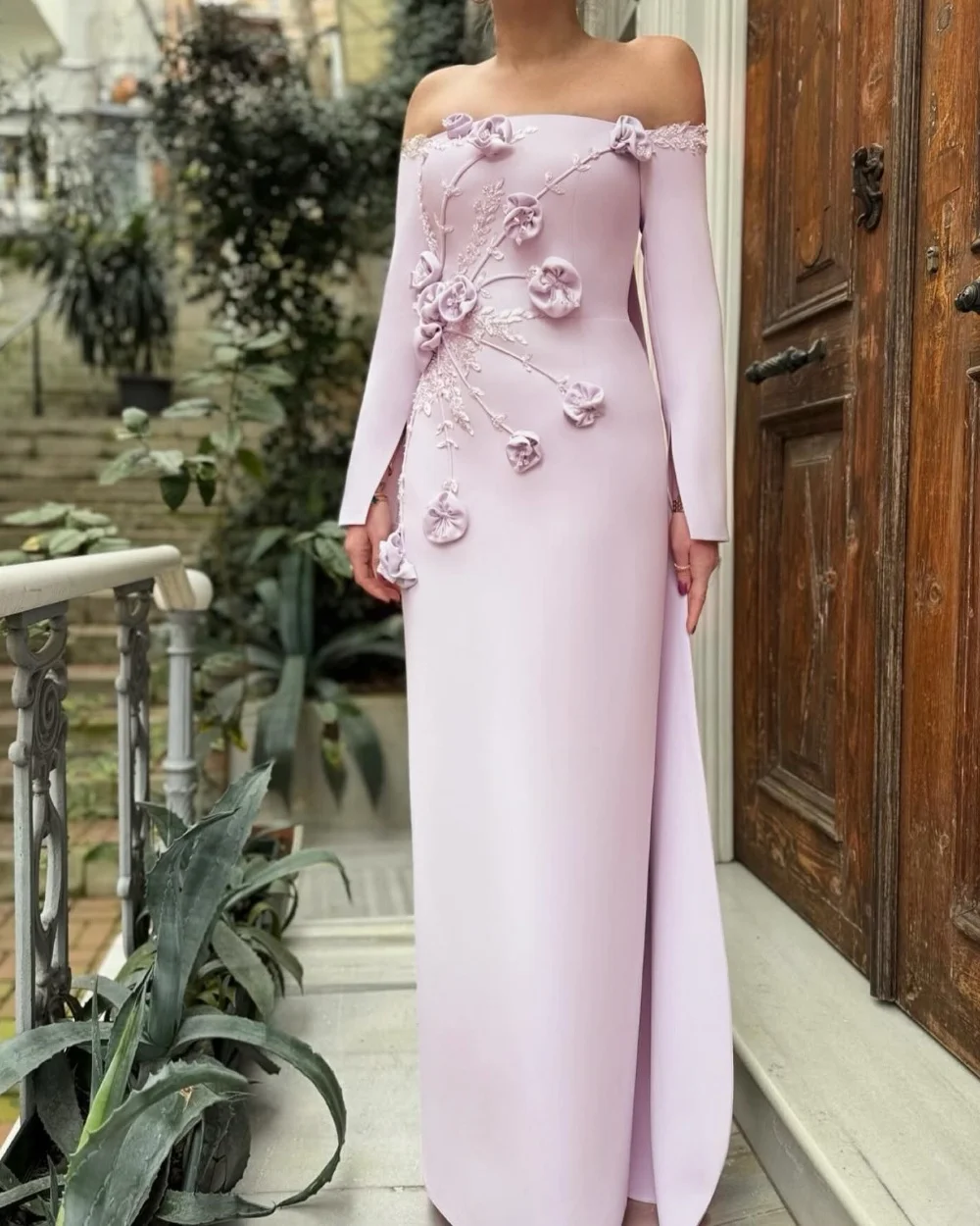 

Customized Sparkle Jersey Handmade Flower Straight Off-the-shoulder Long Prom Dresses Celebrity Chinese Style