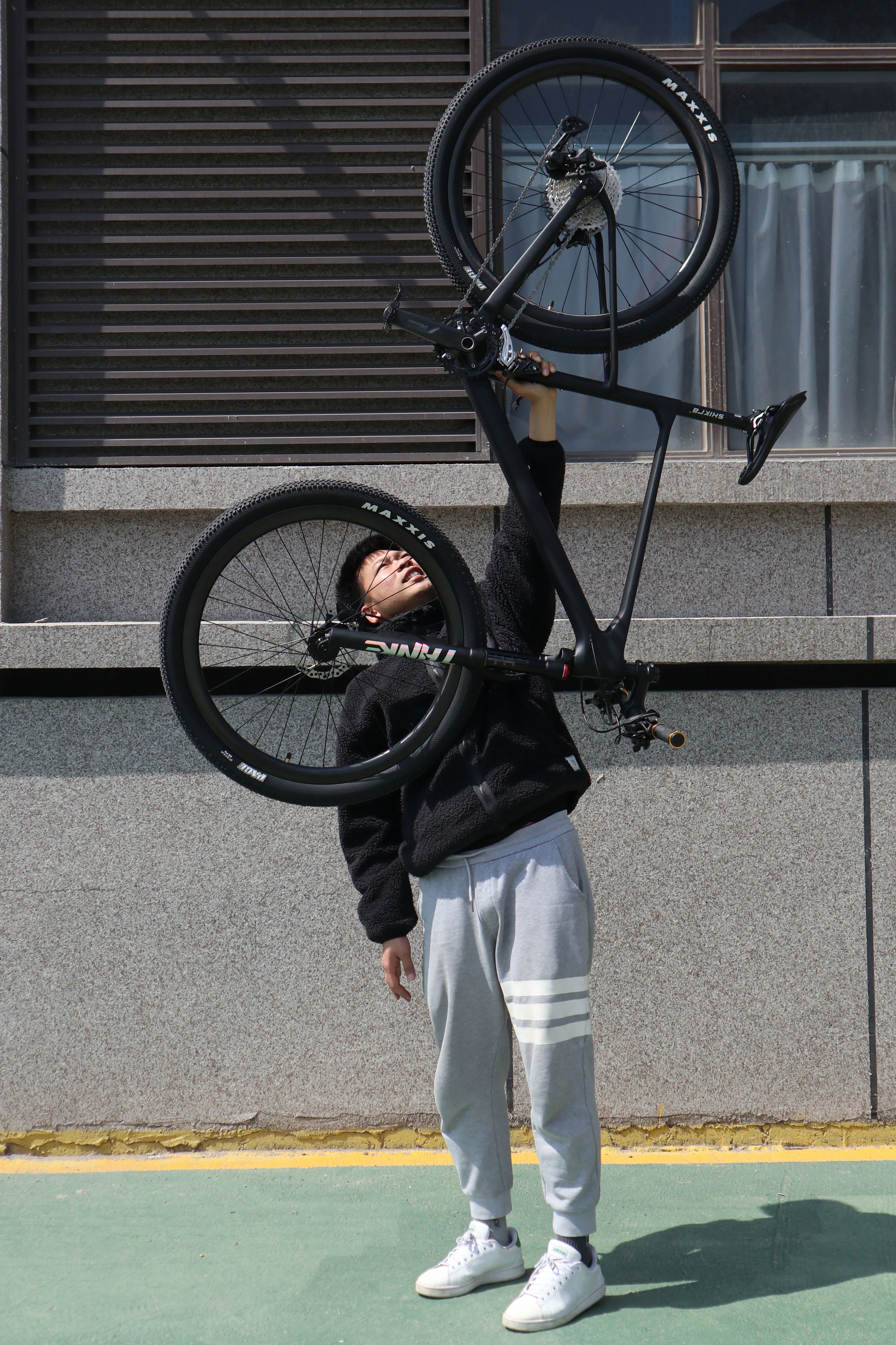 Long Distance Aero Carbon Road - огляд і ціна Carbon Bike Frame