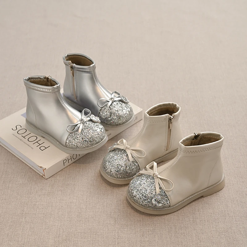 

Кожаные сапоги с блестящими пайетками для маленьких девочек, новинка 2024 года, зимние сапоги на теплой подкладке для малышей с бантом, нескользящие элегантные праздничные сапоги для девочек