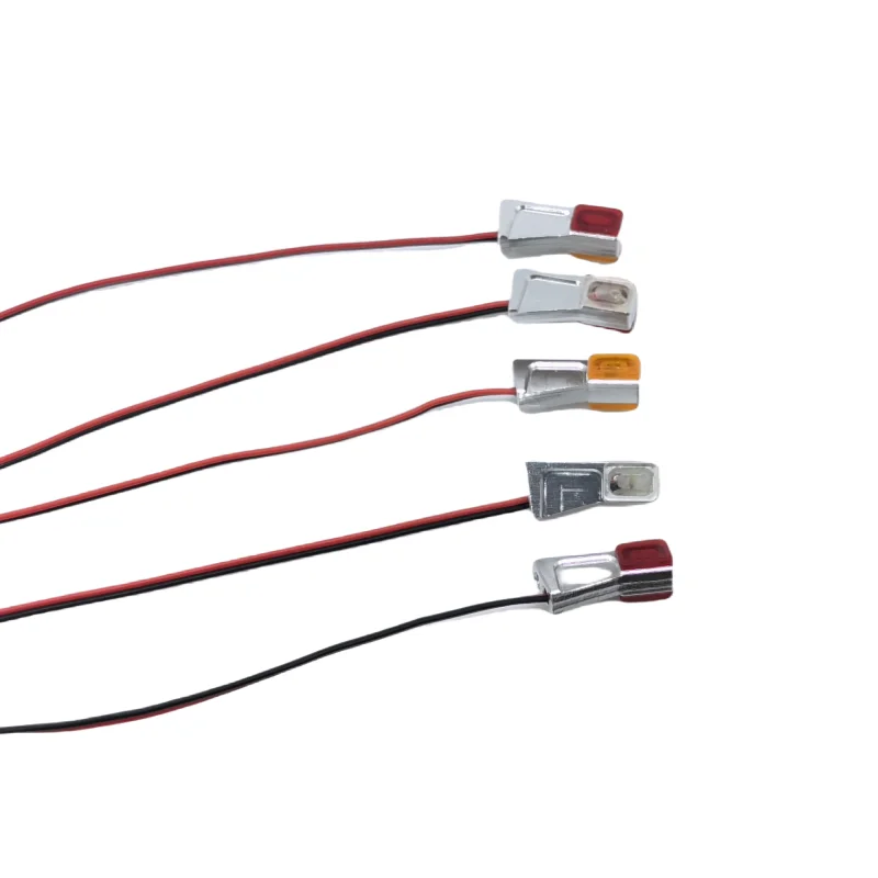 Luci laterali posizione lampada luce di ingombro a LED per Tamiya 1/14 RC Truck Scania 770s 56371 56323 rimorchio per trattore LESU Parts