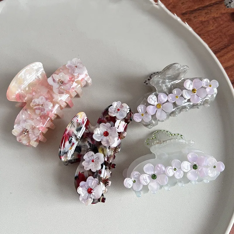 

Stereoscopic Flower Hair Claw Advanced Sense Acetate Hair Claw Clip Hair Accessories for Women Girls