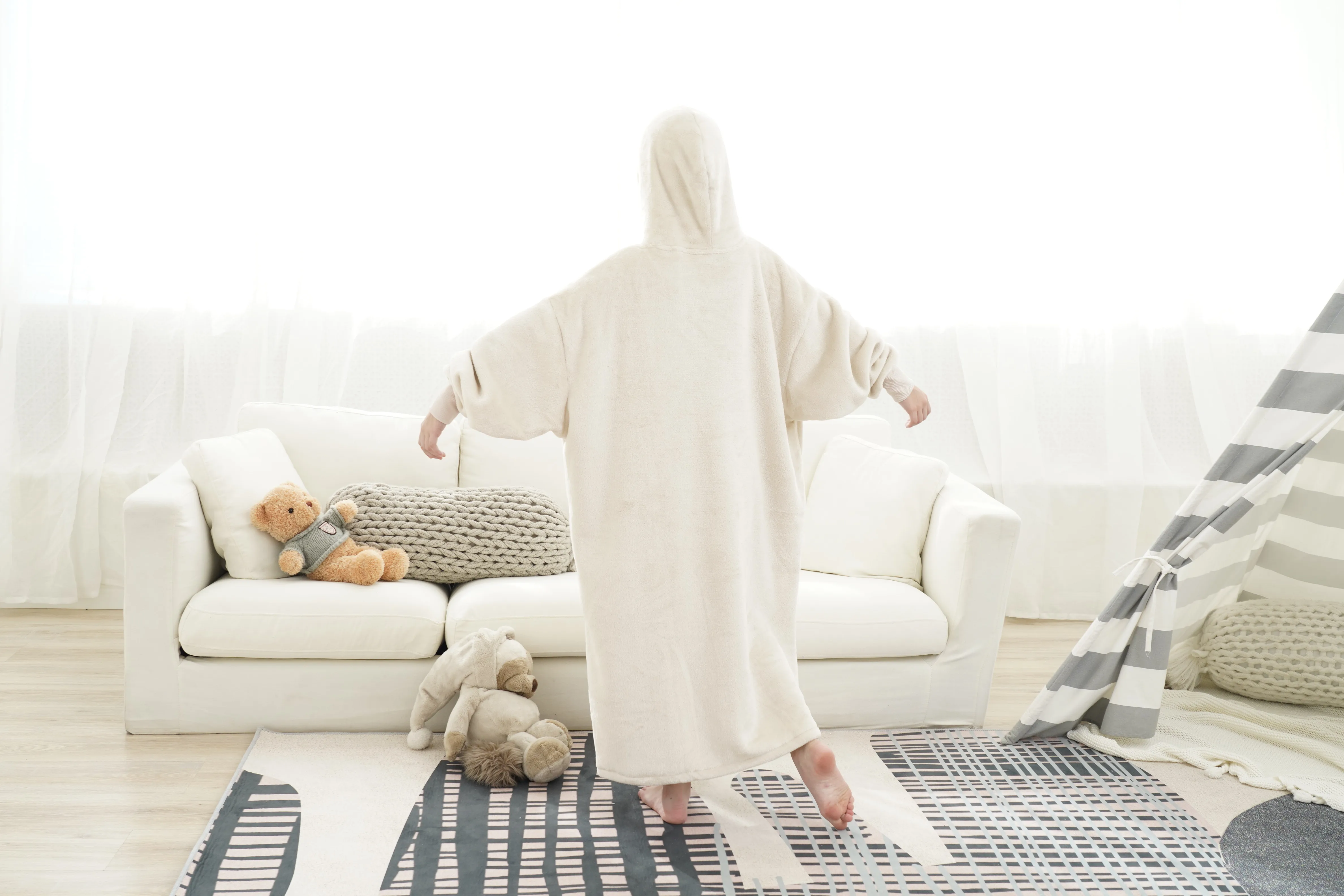 Großer Kinder-Sweatshirt-Pyjama mit Kapuze, mit Bündchen und Taschen, mit Innenseite aus Fleecefutter, hält warm und dick