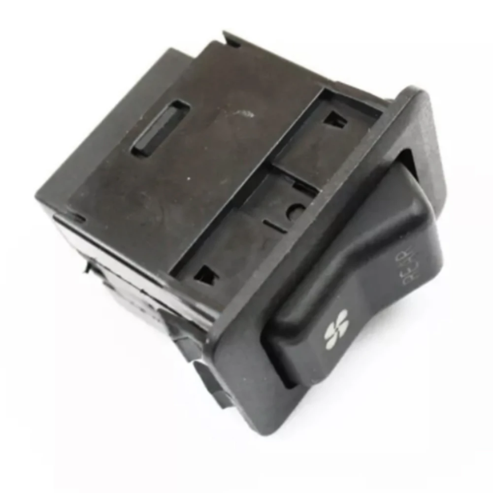 Precision เครื่องปรับอากาศด้านหลังเครื่องเป่าลมร้อนสวิทช์ MR218466 สําหรับ Mitsubishi Pajero Montero 1990-2004 V10-40