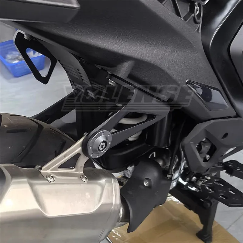 

Motorcycle Accessories Pedal Remove Rear Footrest Bracket Decorative Cover For R1300GS R1300 GS 2023-2025