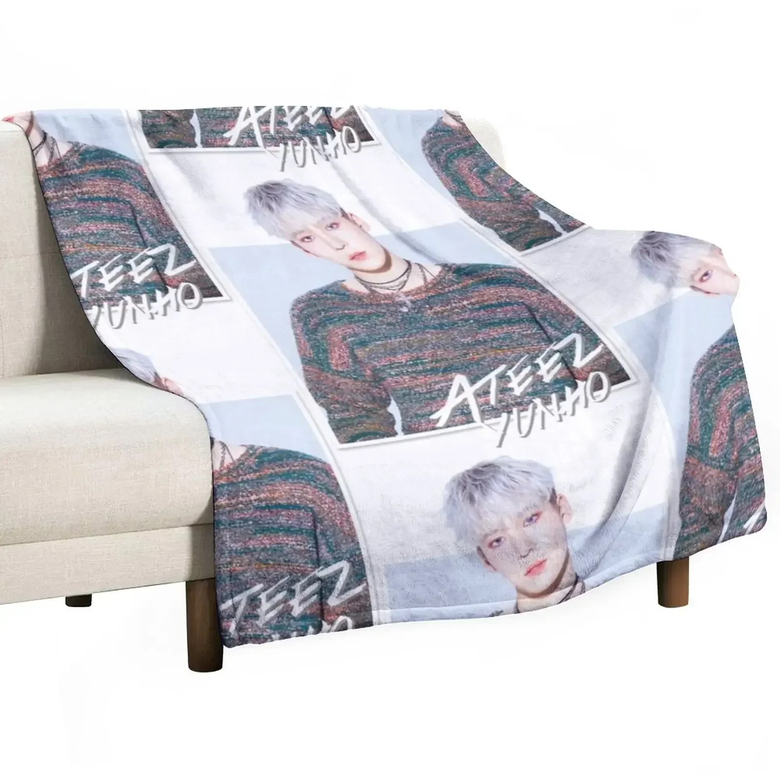 

Ateez - Yunho Throw Blanket Decorative Throw Warm Single Beautifuls Blankets