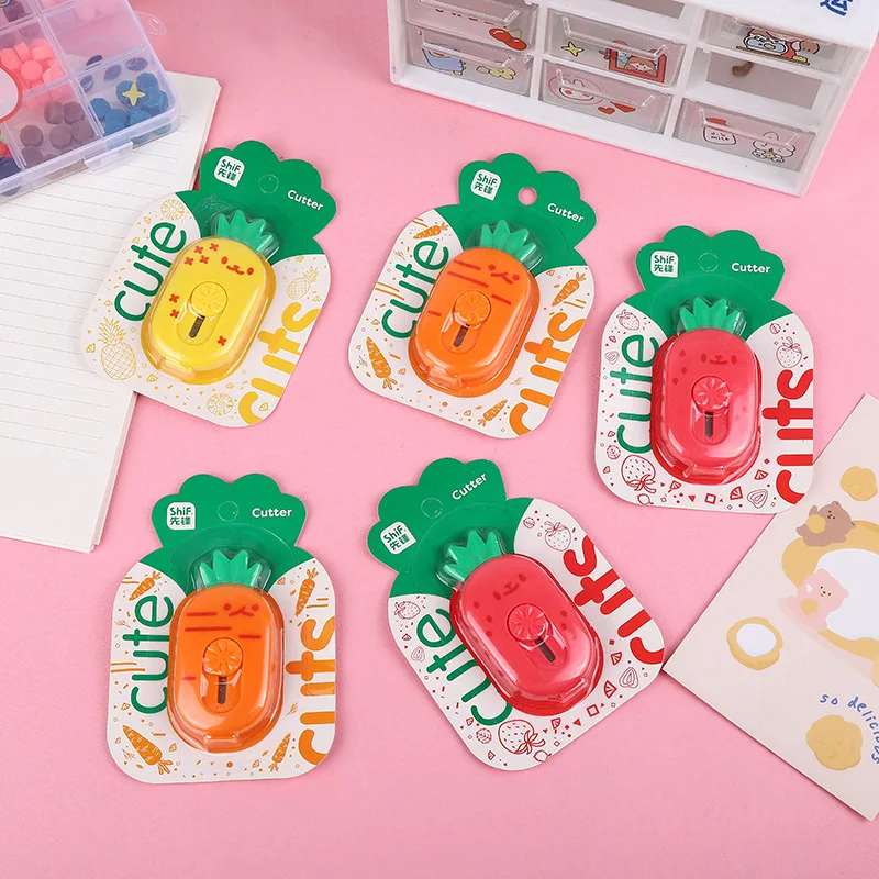 

kawaii Cute Mini Art Utility Knife Cartoon Strawberry Carrot Shape Cutter Express Box Paper Envelope Opener Blade Stationery