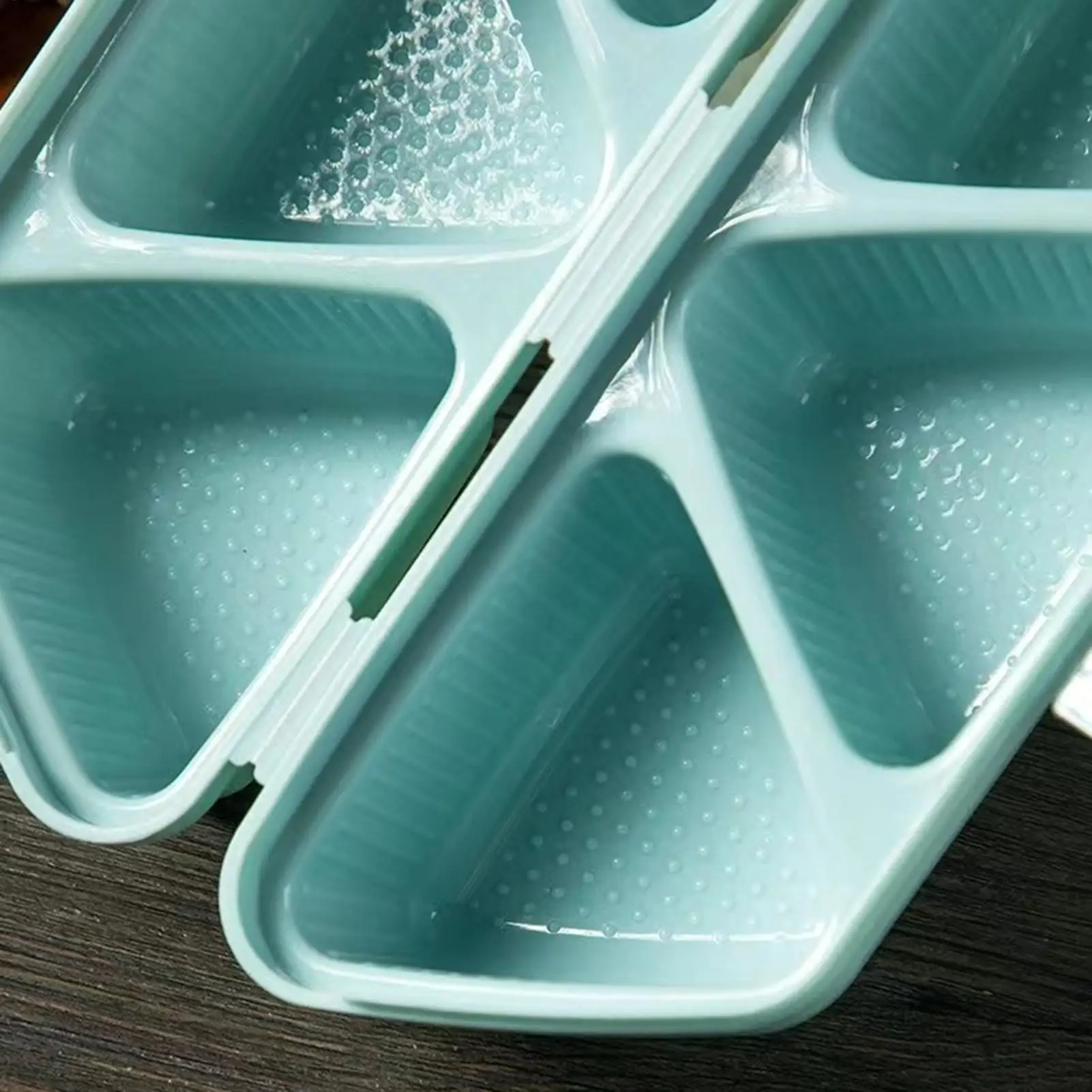 Rice Ball Maker Non-Stick 6-Cavity Foldable Triangle Rice Ball Sushi Maker Mold For Beginners Kids Adults Meal Prep Making Home