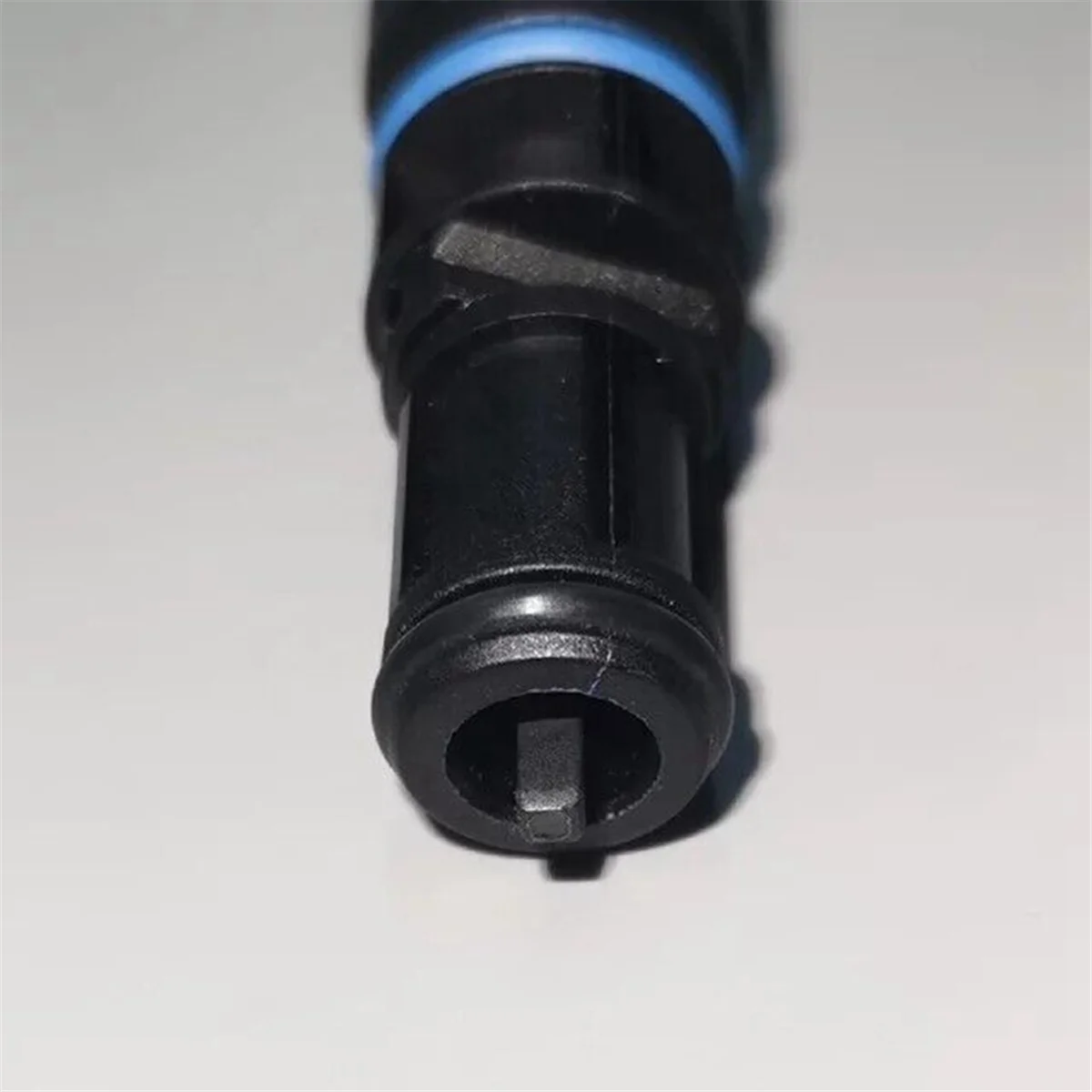 เซ็นเซอร์วัดความเร็ว MR329500สำหรับมิตซูบิชิ carisma เครื่องวัดระยะทางเครื่องวัดความเร็วความเร็วในอวกาศเอ็มพีวี