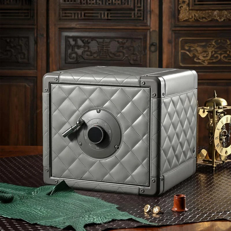 Luxury Leather Mini Watch Winder Safe Box Watch Storage Box 4 Slots Touch Screen With Atmosphere Lamp