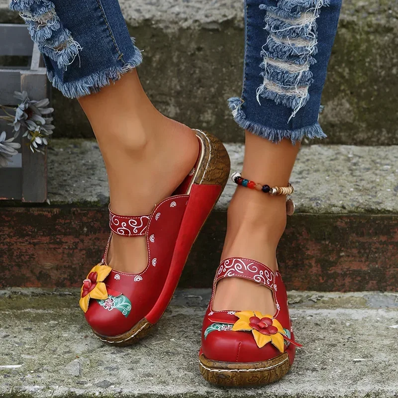 Women\'s Tribal Style Flower Platform Mules, Floral Print Wedge Heeled Clogs, Closed Toe Shoes