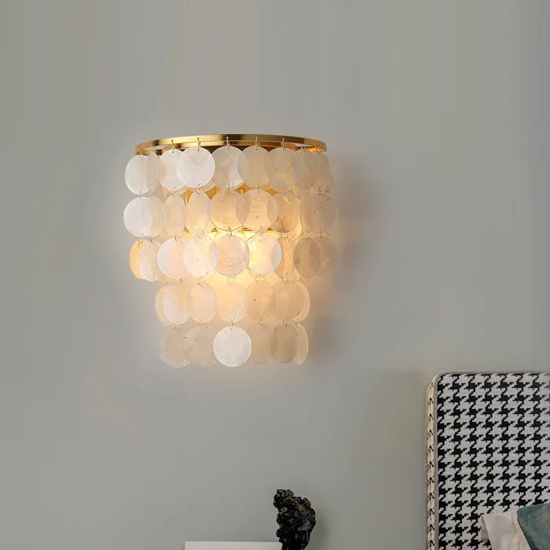 

Cross-border bedroom bedside wall lamp, warm girly French cream style shell aisle room lighting