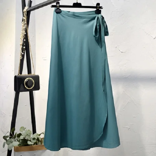 Turquoise green