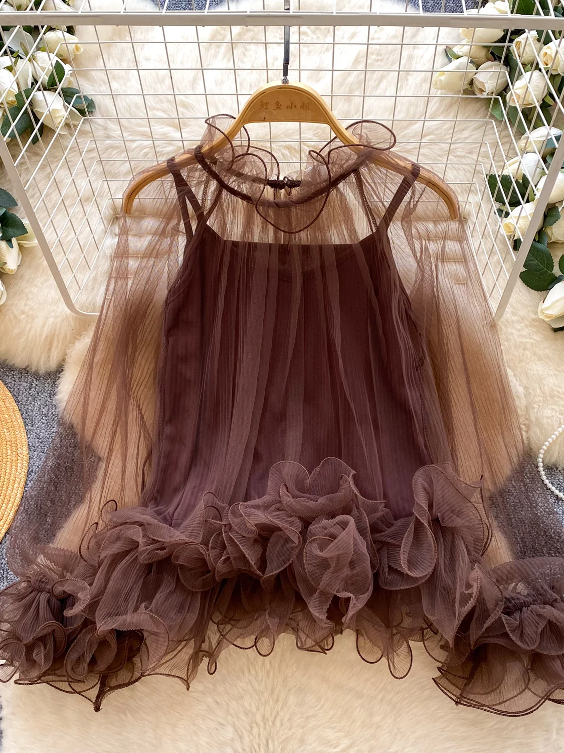 

Весна 2026, женская шифоновая блузка, свободная посадка во французском стиле, длинная све, дышащая, приятная для кожи, внутренняя одежда с рюшами