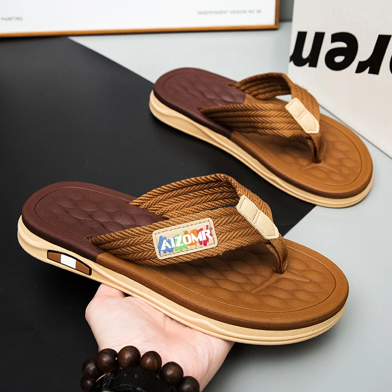 

Summer Men's Sandals Anti-Slip Breathable Sports Slippers Beach Wearable Flip Flops High-End Rubber Sole Youth Trend Footwear