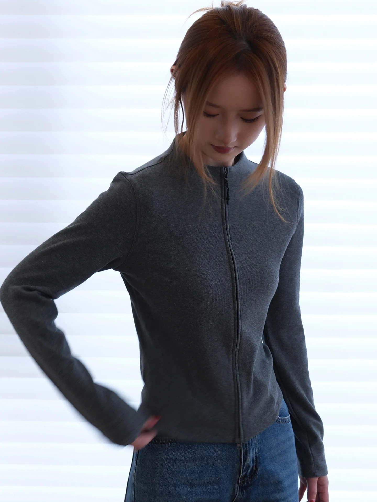 

Женская облегающая футболка на молнии с воротником-стойкой, базовый слой, двойная молния, повседневная, однотонная, весна-осень