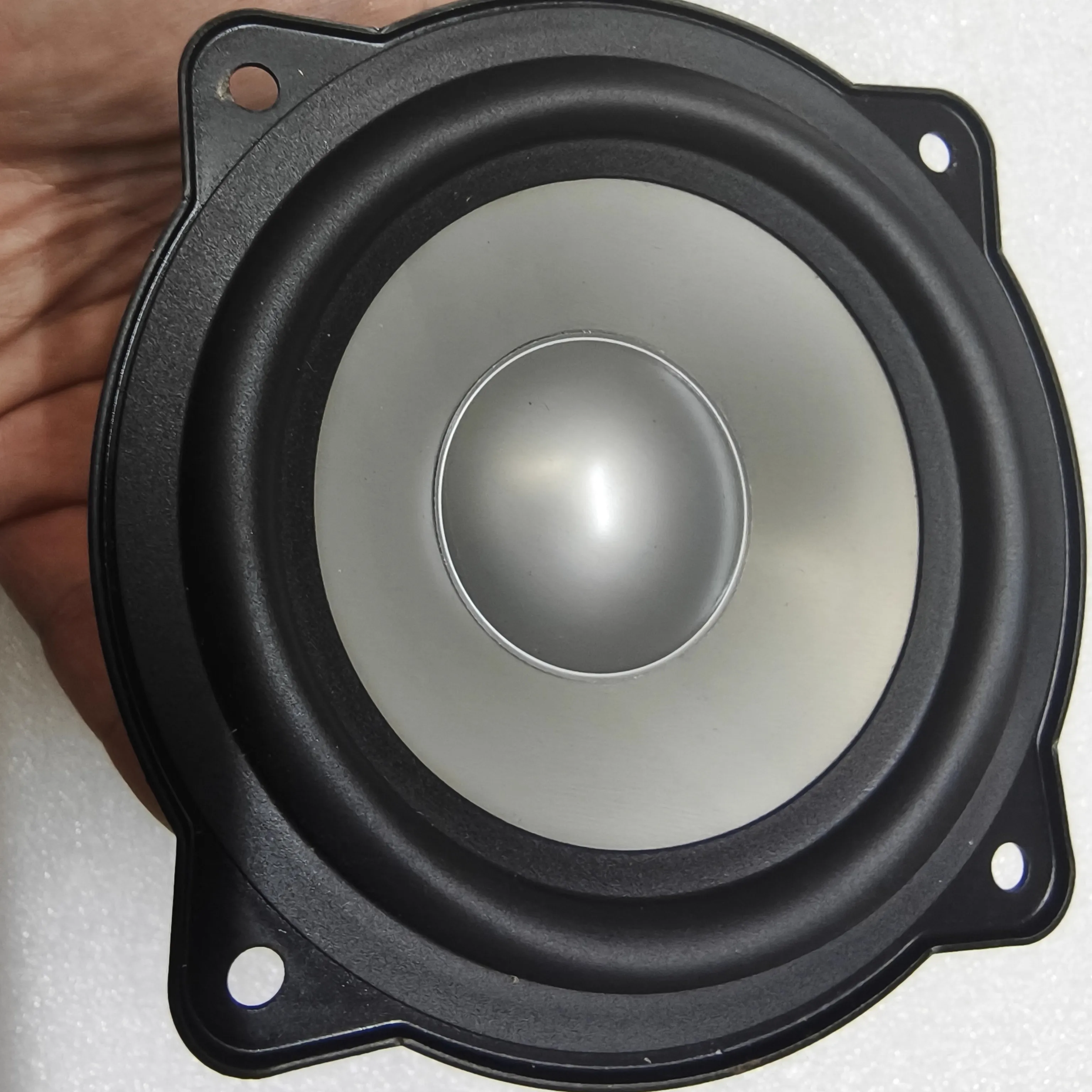 

1 шт. GHXAMP для JBL, высококачественный 4-дюймовый алюминиевый конус, НЧ-динамик/средний диапазон, большой магнит 90 мм, 4 Ом30 Вт, идеально подходит для вокала (наружный диаметр 5,5 мм)