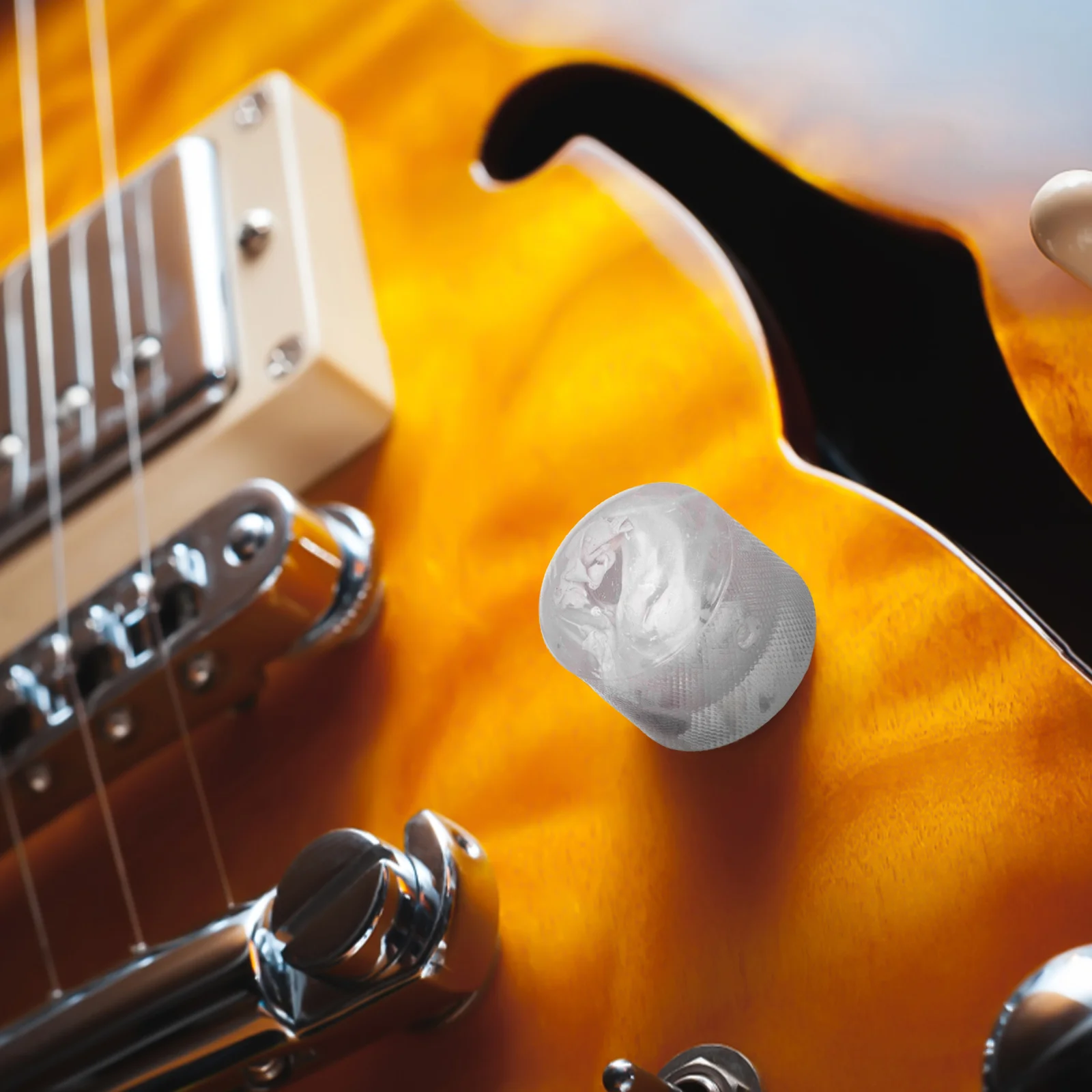 

Plastic Alloy Electric Guitar Knobs Dome Wear Resistant Replacement Parts Control Tone Volume for Electric Bass Guitar