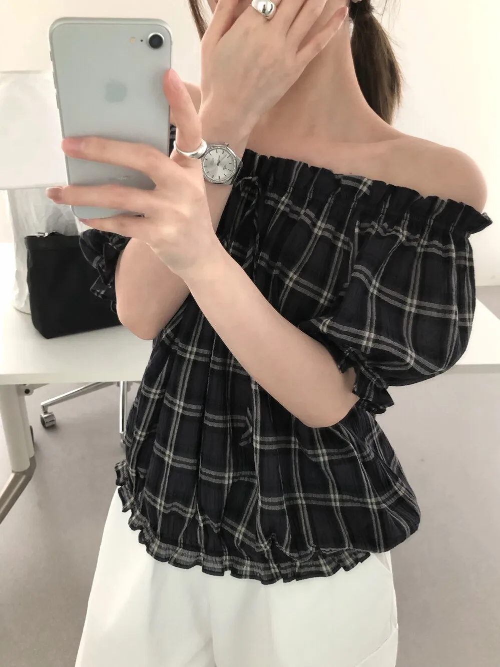 

Lilian Seven Meter Plaid Commuter One-Shoulder Gentle Little Woman Small Shirt V3542 Casual Breathable Short Sleeve Shirt