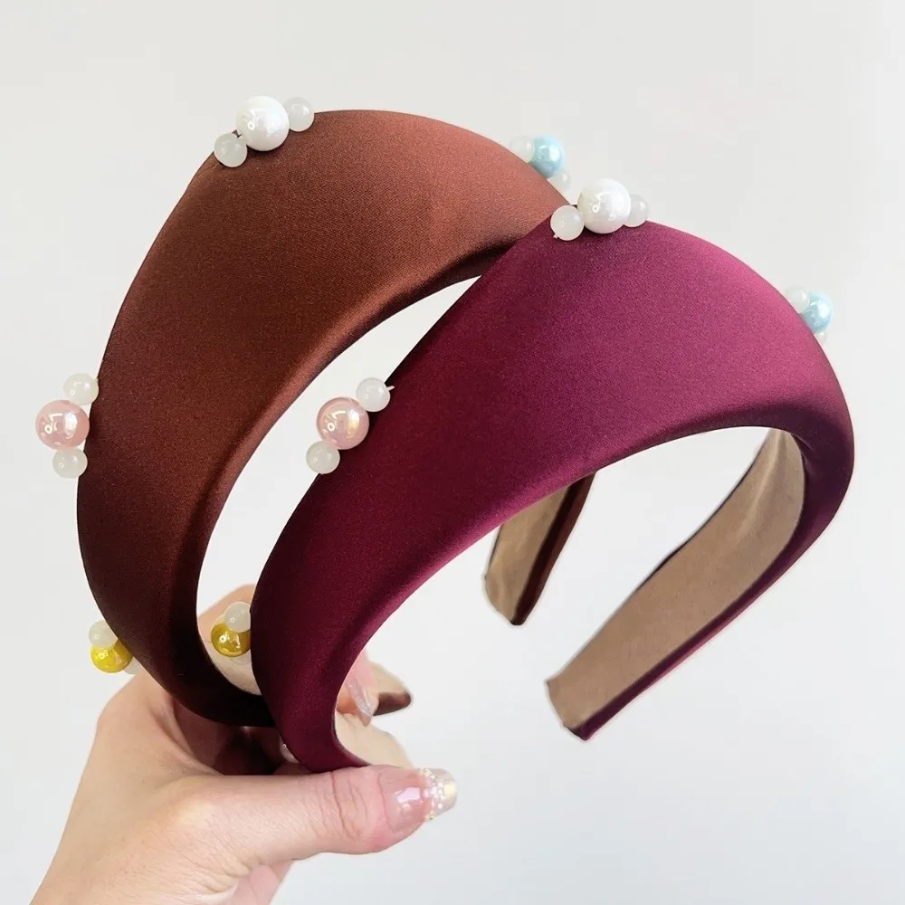 

Fashion Anti Slip Triangle Hairband Wide Edge with Pearls Hairpin Headband British Style Hair Clip Headwear Accessory