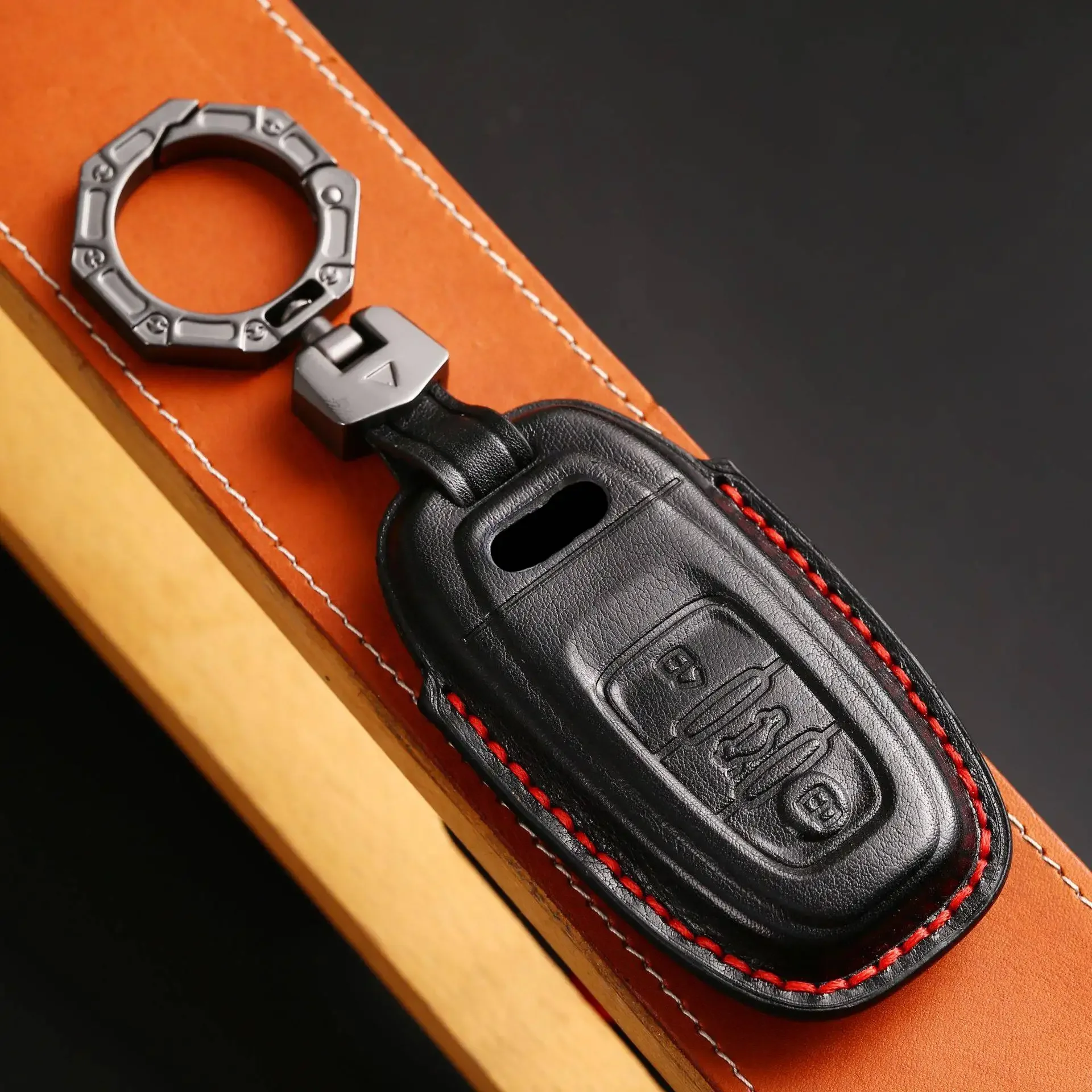 

1pc Leather Car Key Case Cover For Audi A3 A4 B9 A6 C8 A7 S7 4K A8 D5 S8 Q7 Q8 SQ8 E-tron 2018 2019 2020 2021 Accessories