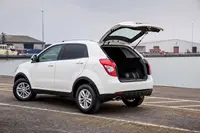 Puntales de portón trasero para SsangYong Korando C200, nuevo Actyon 2010-2019, soportes de elevación de maletero, amortiguador de utilería, resortes de choque