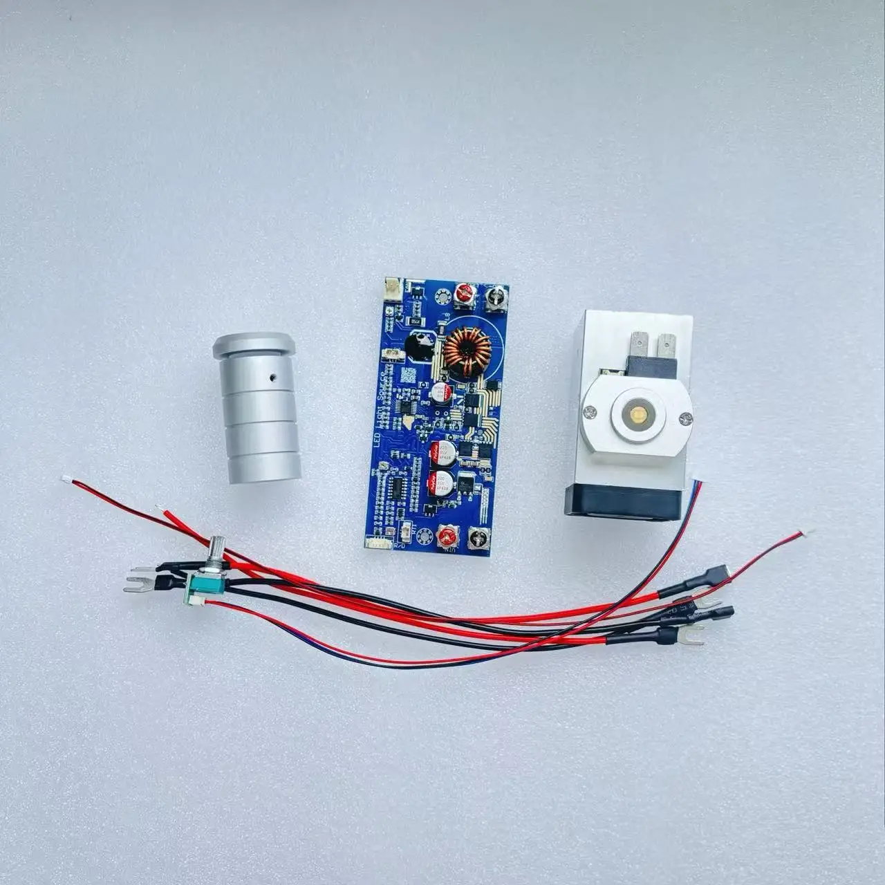 Źródło światła kamery medycznej 30W moduł źródła światła LED High CRI90 TC 5700K pokrętło kontrolera LED SN2031H