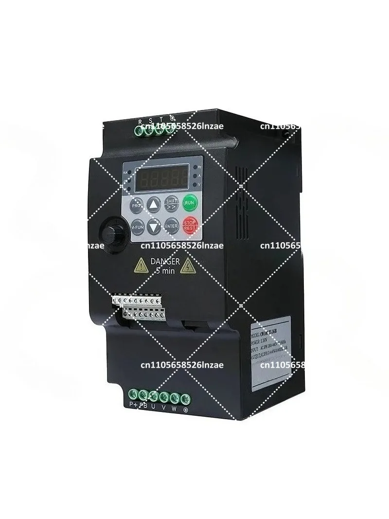 Three-Phase 380V Single-Phase 220V Variable Frequency Drive 0.75-5.5KW for Motor Pump Fan Speed Controller