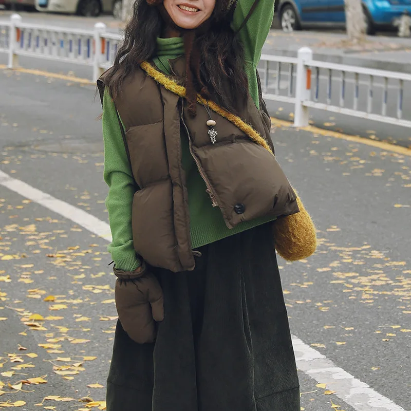Autumn Winter Single Buckle Loose Down Vest Female Round Neck Fluffy Waistcoat Women White Duck Down Solid Sleeveless Vest Top