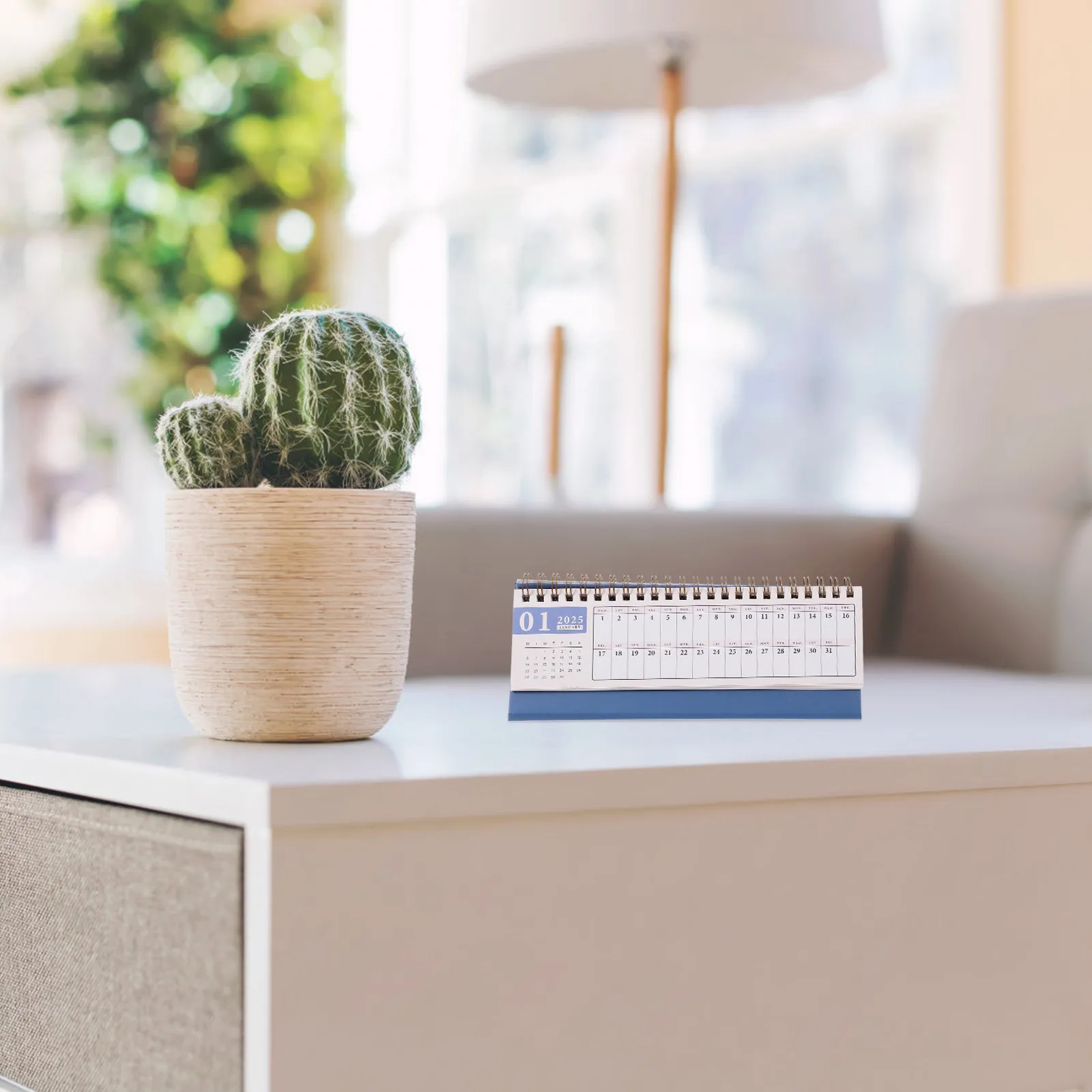 

2025 Horizontal Mini Desk Calendar English Style Small Office Schedule Organizer with Decorative Design for Desktop Planning