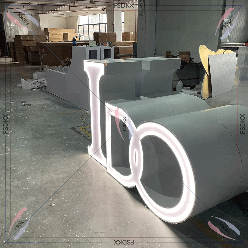 Modern dining table luxury wedding cake table number and i do letters used for Party table decoration
