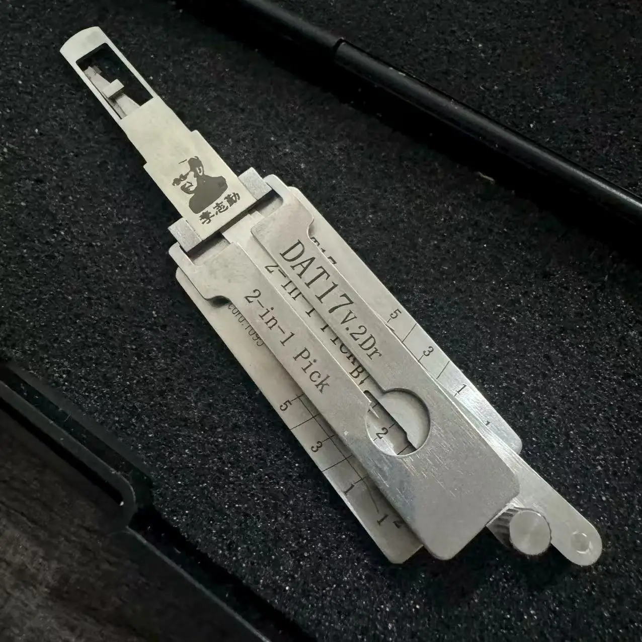 DAT17 LISHI2-in-1 For Subaru Decoder Lishi Pick tool Door open tool Locksmiths tool