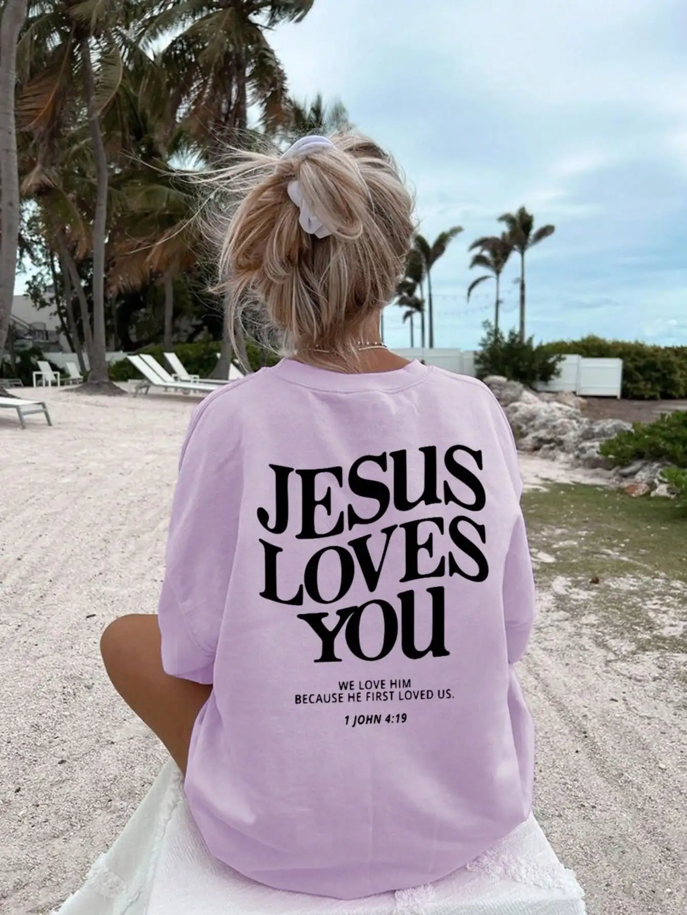 تي شيرت نسائي صيفي جديد كاجوال برقبة دائرية وأكمام قصيرة مع طباعة شعار بسيط، متعدد الاستخدامات للاستخدام اليومي. تيز الجرافيك