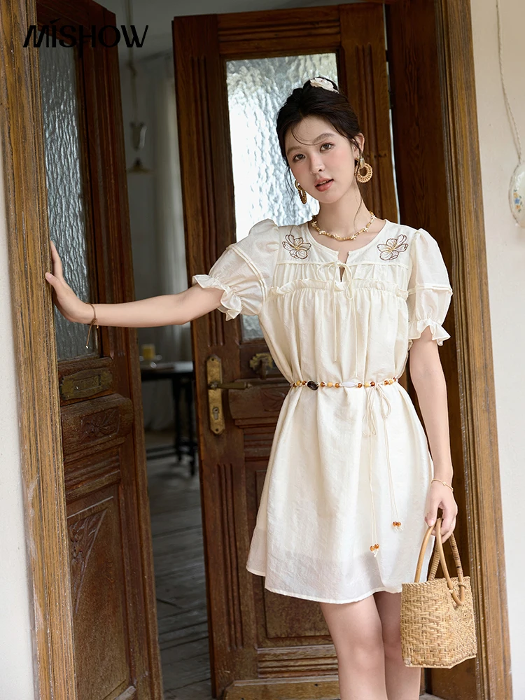 MISHOW Vacation Retro Sweet Dress for Women 2024 Summer Jacquard Embroidered Bubble Sleeve Dresses with Bohemian Belt MXD30L1864